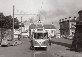 Fleetwood tram in Pharos Street